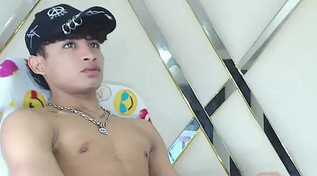 Little_Horny01 from StripChat