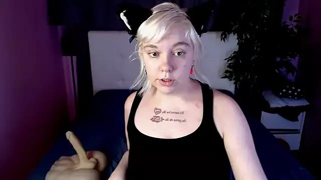 Girls: discover live performances with matured cam models, from teasing to fixations, in a variety of stunning live sex cams.
