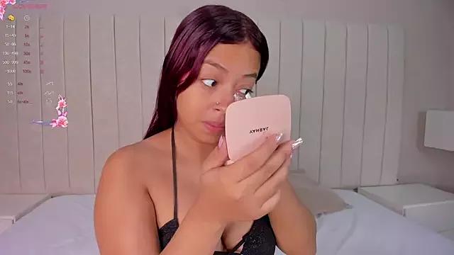 Littleolivia_ from StripChat is Freechat