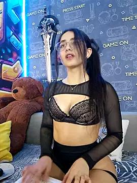 LittleX_Angel from StripChat