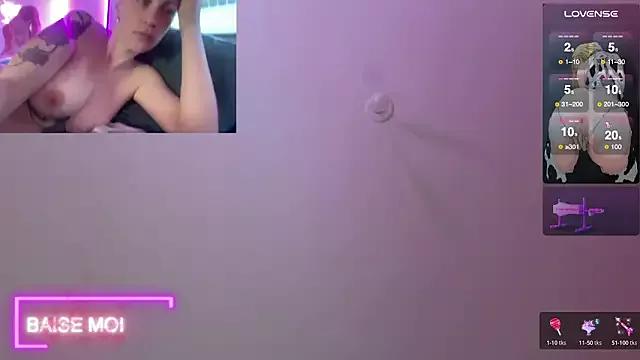 Girls: discover live performances with matured cam models, from teasing to fixations, in a variety of stunning live sex cams.