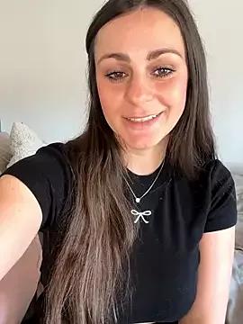 Loella-Rose from StripChat is Freechat