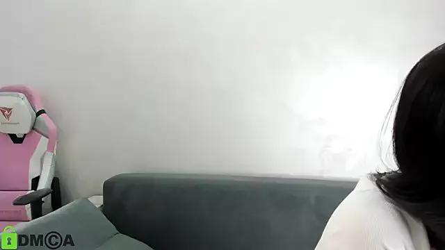 Girls: discover live performances with matured cam models, from teasing to fixations, in a variety of stunning live sex cams.