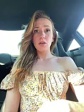 Girls: discover live performances with matured cam models, from teasing to fixations, in a variety of stunning live sex cams.