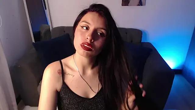 Girls: discover live performances with matured cam models, from teasing to fixations, in a variety of stunning live sex cams.