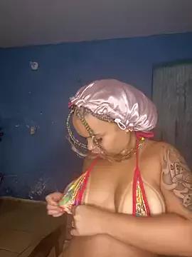 Lolacavalona from StripChat