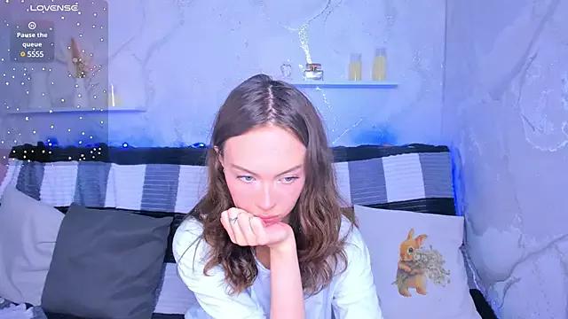 LolaMeddisson from StripChat is Freechat