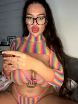 lolitaaabonitaaaa_officia from StripChat