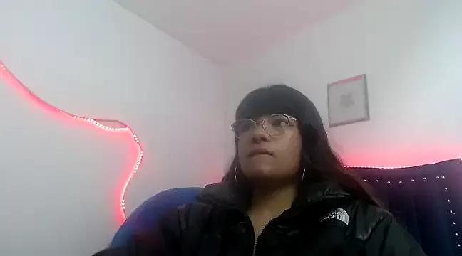 Girls: discover live performances with matured cam models, from teasing to fixations, in a variety of stunning live sex cams.