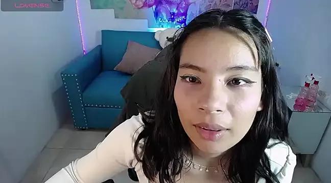 Girls: discover live performances with matured cam models, from teasing to fixations, in a variety of stunning live sex cams.
