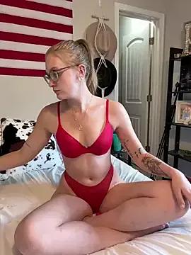 love_blaze from StripChat is Freechat