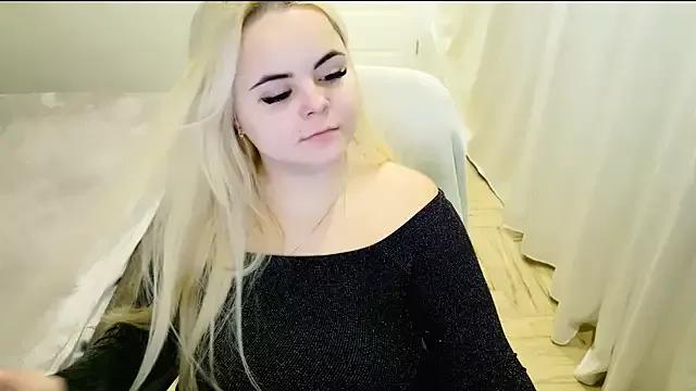 Girls: discover live performances with matured cam models, from teasing to fixations, in a variety of stunning live sex cams.
