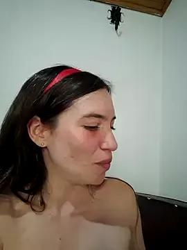 Girls: discover live performances with matured cam models, from teasing to fixations, in a variety of stunning live sex cams.