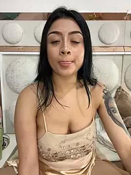 Girls: discover live performances with matured cam models, from teasing to fixations, in a variety of stunning live sex cams.