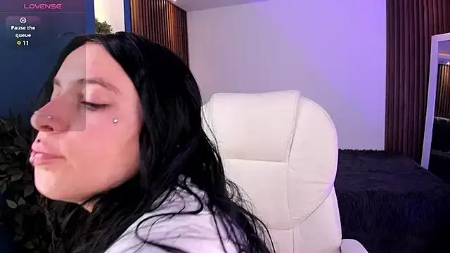 Girls: discover live performances with matured cam models, from teasing to fixations, in a variety of stunning live sex cams.