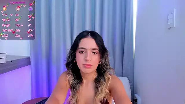 Girls: discover live performances with matured cam models, from teasing to fixations, in a variety of stunning live sex cams.