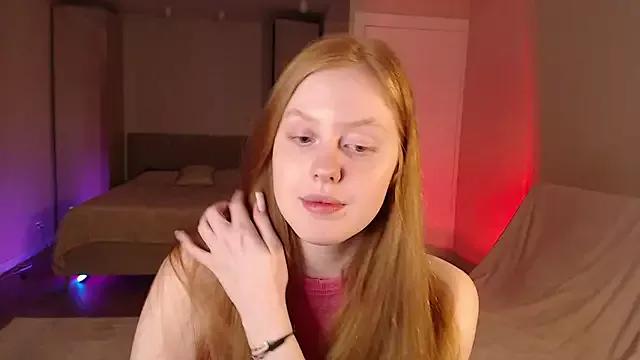 lulu_moonmoon from StripChat