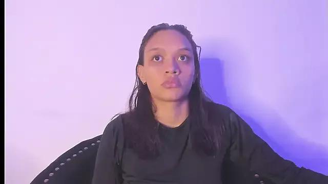 LuluGlow from StripChat is Freechat