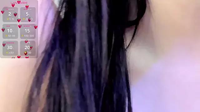 Girls: discover live performances with matured cam models, from teasing to fixations, in a variety of stunning live sex cams.