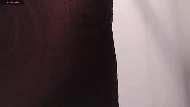 Girls: discover live performances with matured cam models, from teasing to fixations, in a variety of stunning live sex cams.