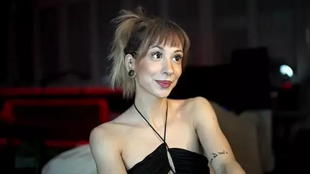 Lunaaa_97 from StripChat is Freechat