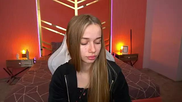 LunaaBliss from StripChat is Freechat