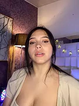 LunaCandy_ from StripChat is Freechat