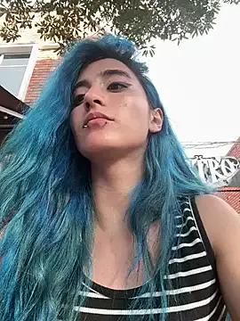 Girls: discover live performances with matured cam models, from teasing to fixations, in a variety of stunning live sex cams.