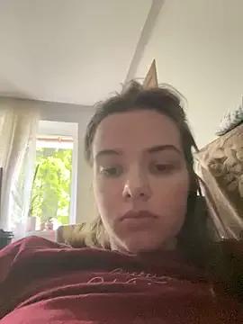 LunarRabbit25 from StripChat is Freechat