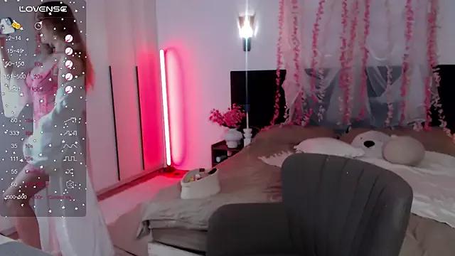 Girls: discover live performances with matured cam models, from teasing to fixations, in a variety of stunning live sex cams.