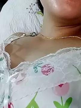 Lyly_surii from StripChat