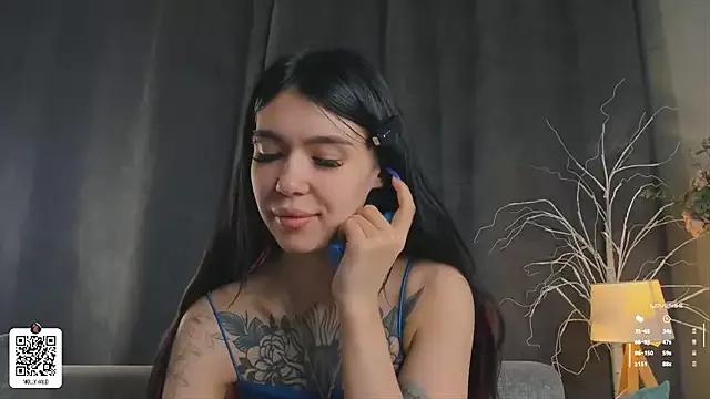 LynnGravlin from StripChat is Freechat