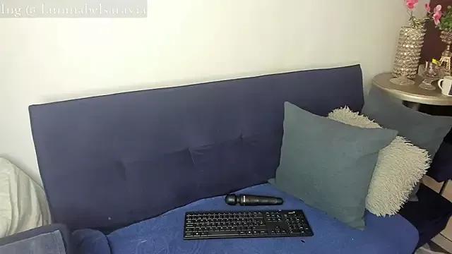 Girls: discover live performances with matured cam models, from teasing to fixations, in a variety of stunning live sex cams.