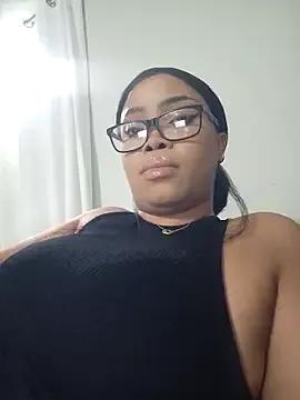 Girls: discover live performances with matured cam models, from teasing to fixations, in a variety of stunning live sex cams.