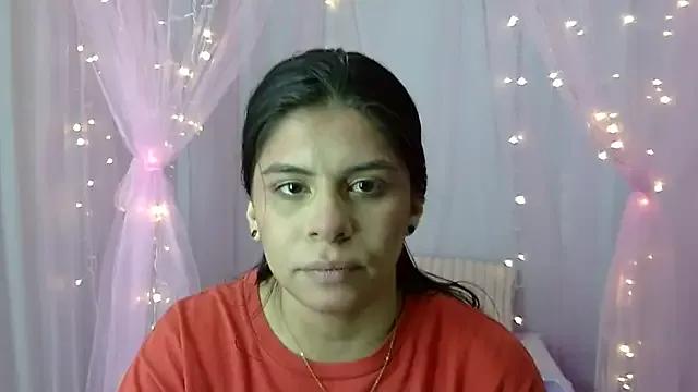 maddissonivanova from StripChat is Freechat