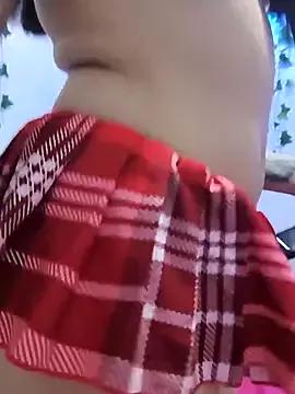 MaddyMendozaxx from StripChat is Freechat