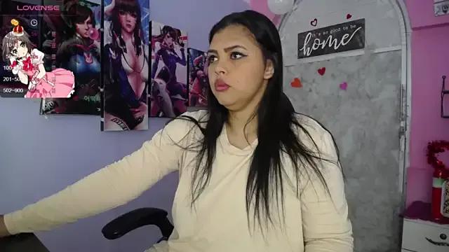Malak-Hadi from StripChat