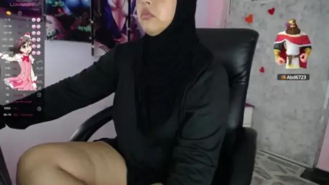 Malak-Hadi from StripChat