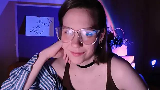 Girls: discover live performances with matured cam models, from teasing to fixations, in a variety of stunning live sex cams.