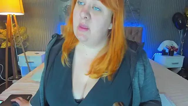 MargoReds from StripChat is Freechat