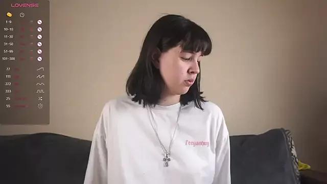 maria_velar from StripChat is Freechat