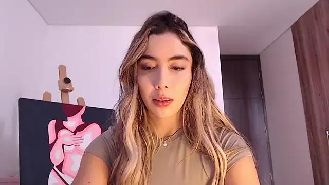 Girls: discover live performances with matured cam models, from teasing to fixations, in a variety of stunning live sex cams.