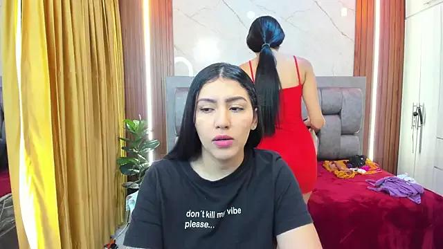 Girls: discover live performances with matured cam models, from teasing to fixations, in a variety of stunning live sex cams.