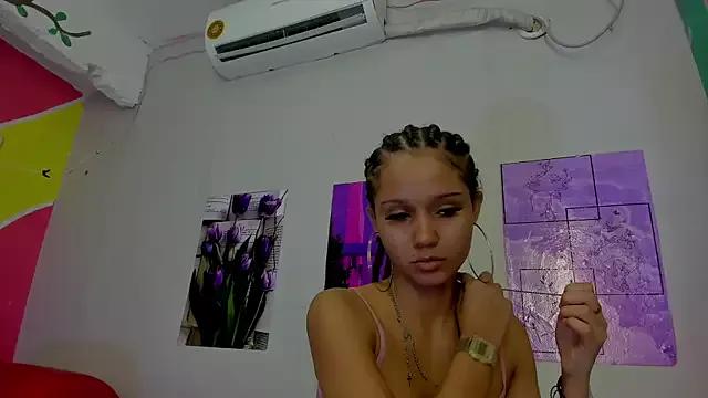 Girls: discover live performances with matured cam models, from teasing to fixations, in a variety of stunning live sex cams.