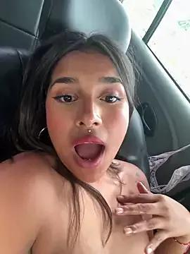 Girls: discover live performances with matured cam models, from teasing to fixations, in a variety of stunning live sex cams.