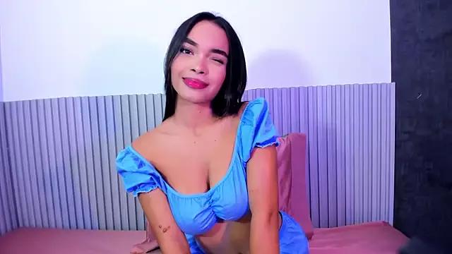 Girls: discover live performances with matured cam models, from teasing to fixations, in a variety of stunning live sex cams.