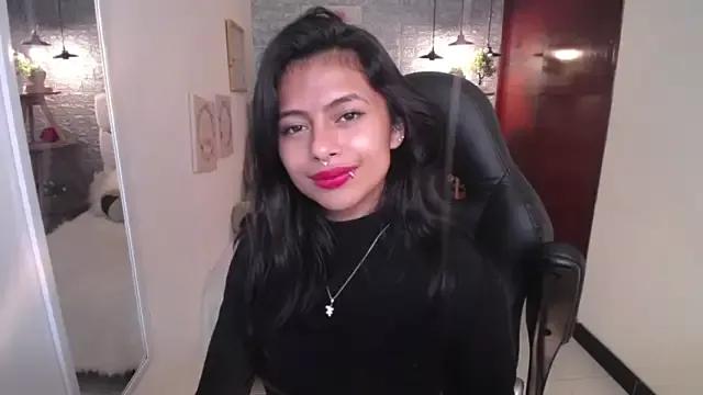 marrtinna from StripChat