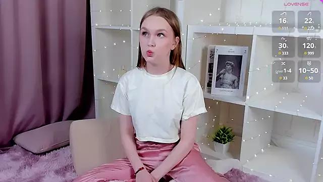 MaryaretWilson from StripChat is Freechat