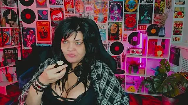Girls: discover live performances with matured cam models, from teasing to fixations, in a variety of stunning live sex cams.