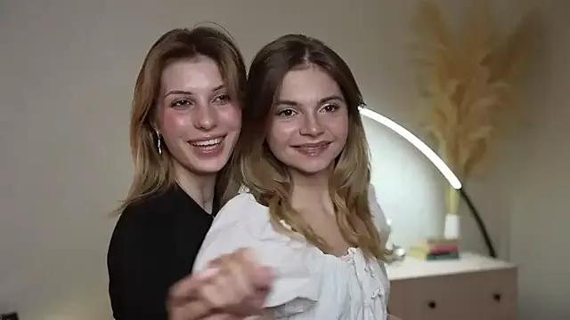 Girls: discover live performances with matured cam models, from teasing to fixations, in a variety of stunning live sex cams.